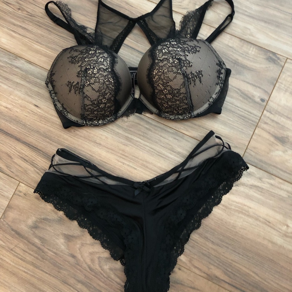 Victoria secret intimate set